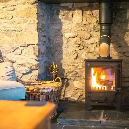 Appartamento St Davids Hideaway With Roll-Top Bath & Log Burner Esterno foto